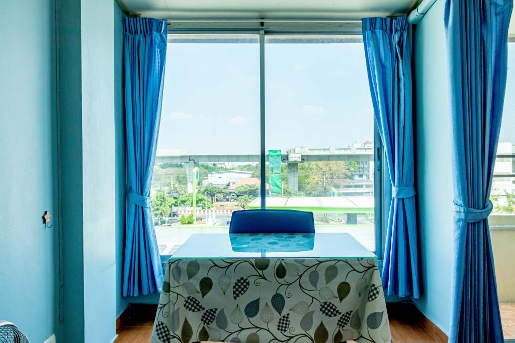 Двухместный (Улучшенный номер с кроватью размера «queen-size»), Benjaratch Boutique Apartment