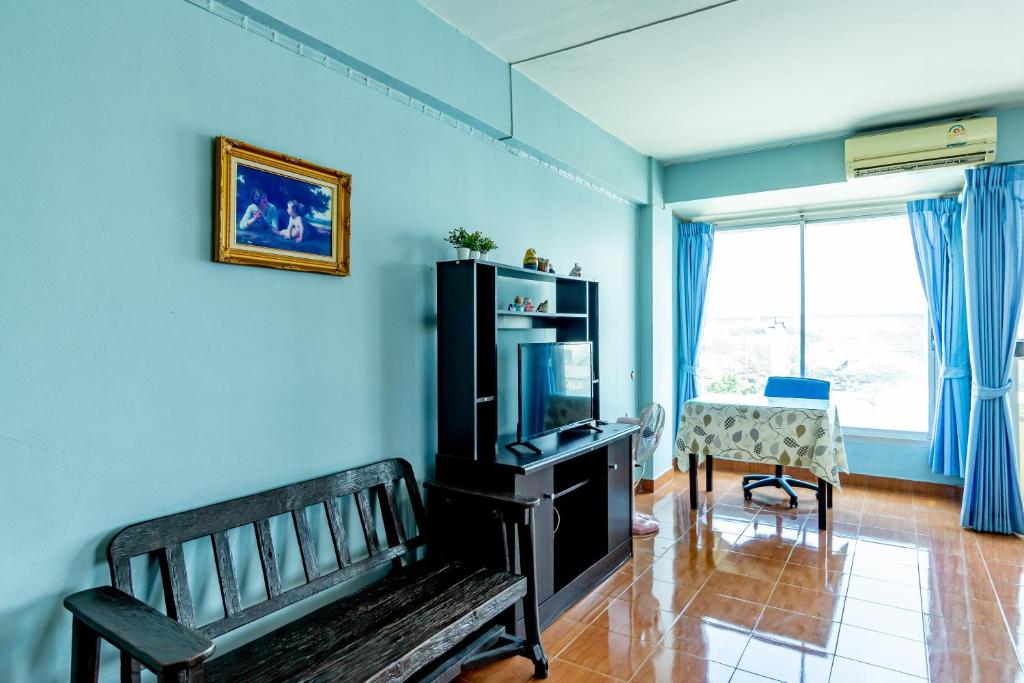 Двухместный (Улучшенный номер с кроватью размера «queen-size»), Benjaratch Boutique Apartment