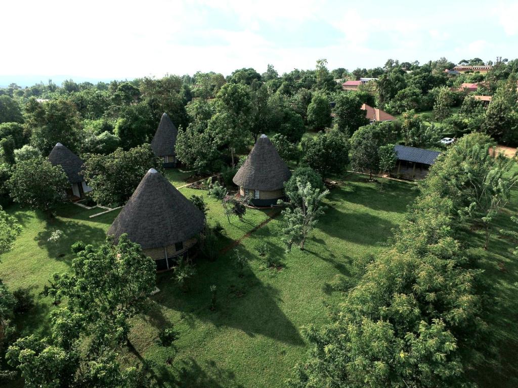 Tusubira village