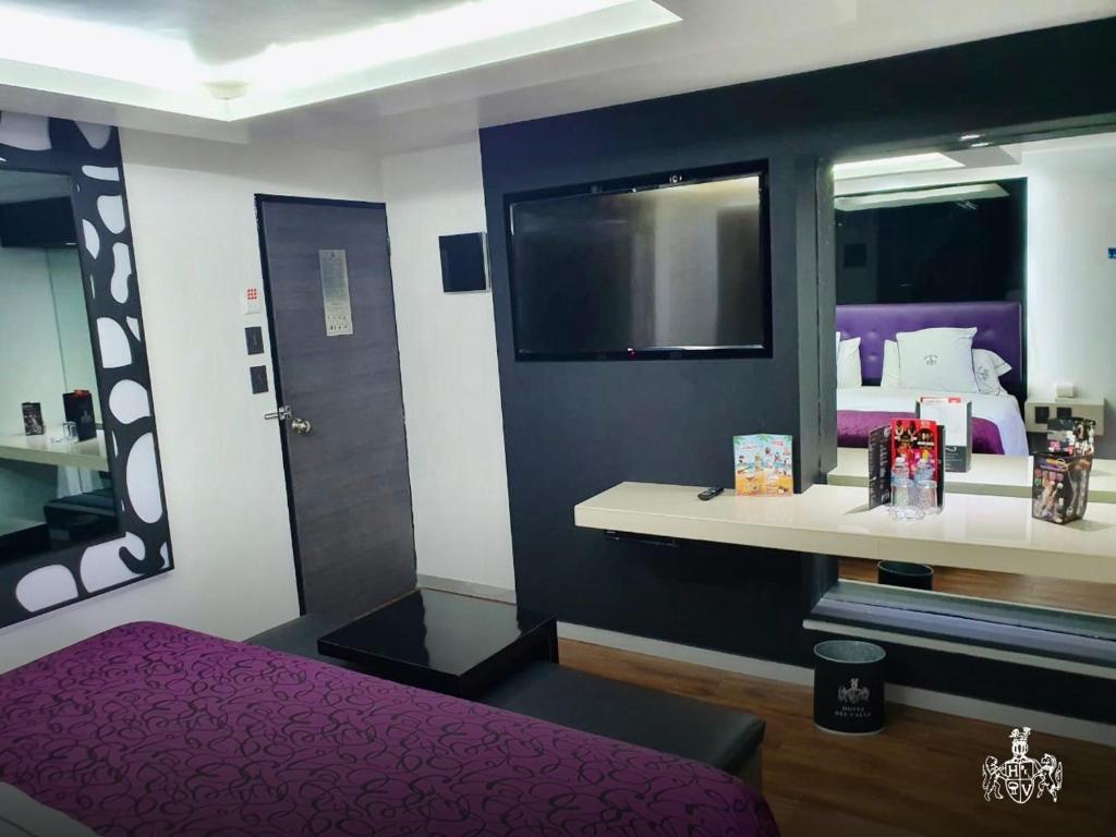 Hotel Del Valle photo 1