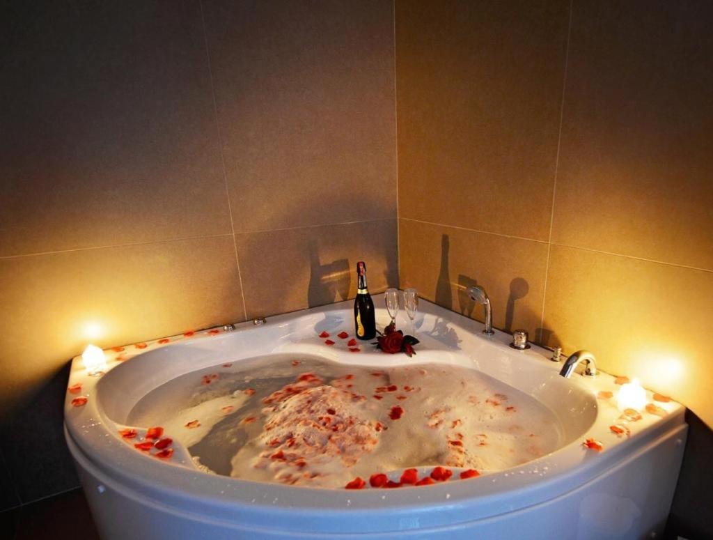 Luani-A spa & wellness center photo 2