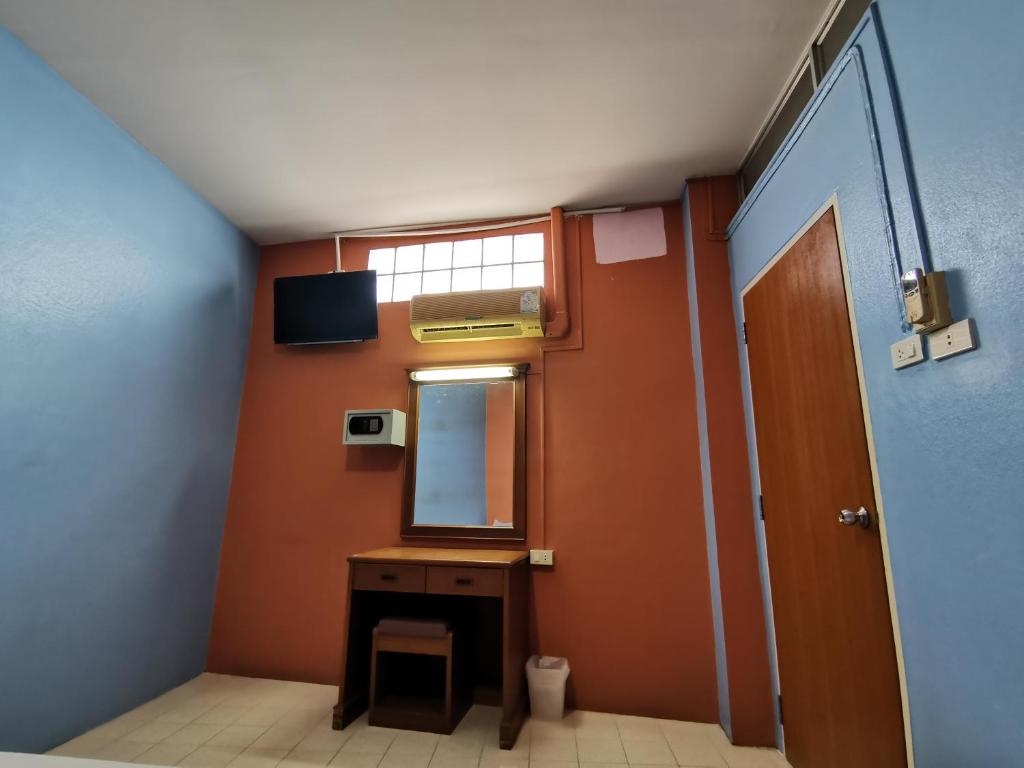 Трехместный (Трехместный номер с видом на город), Samran Residence