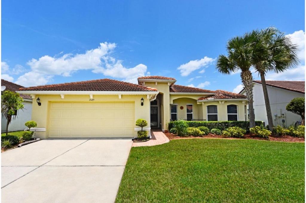 Four-Bedroom Pool Home Davenport image