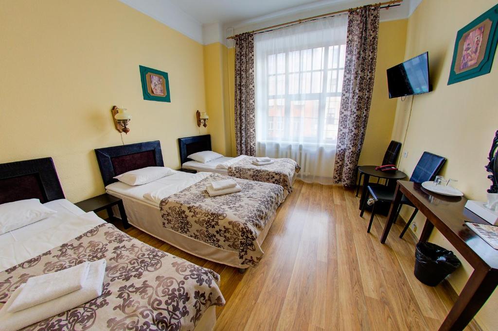 Трехместный (Трехместный номер), Viktorija