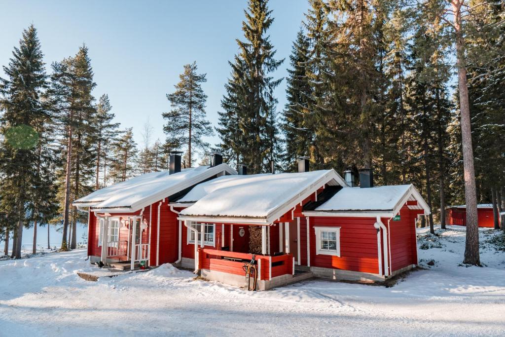 Lomaperkkiö Cottages photo 1