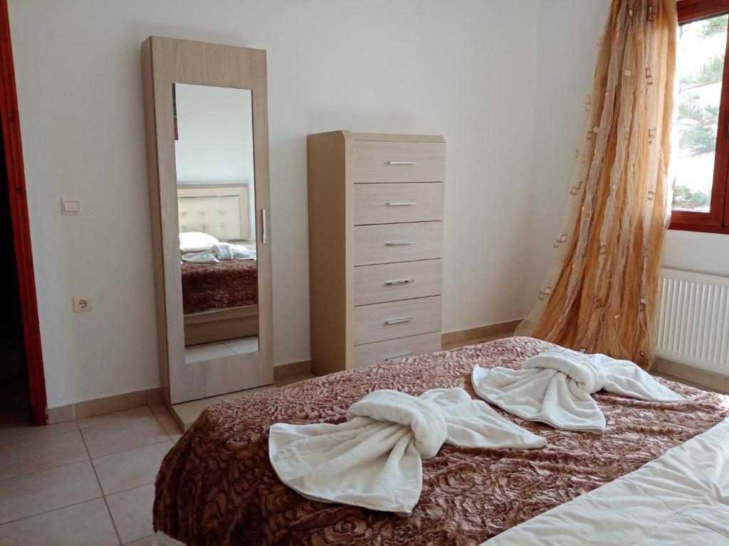 Knossos Apartments photo 2