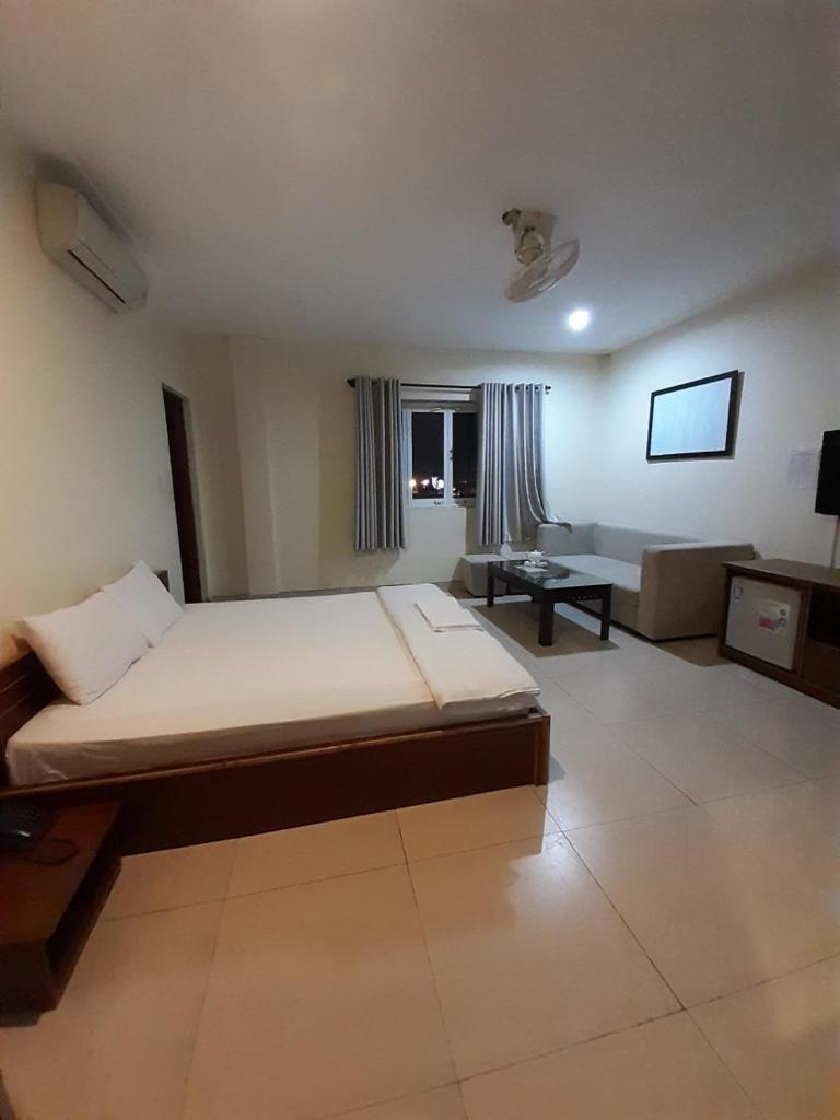 Двухместный (Номер Делюкс с кроватью размера «king-size»), THE SIX HOTEL-Hoang Long Son 3