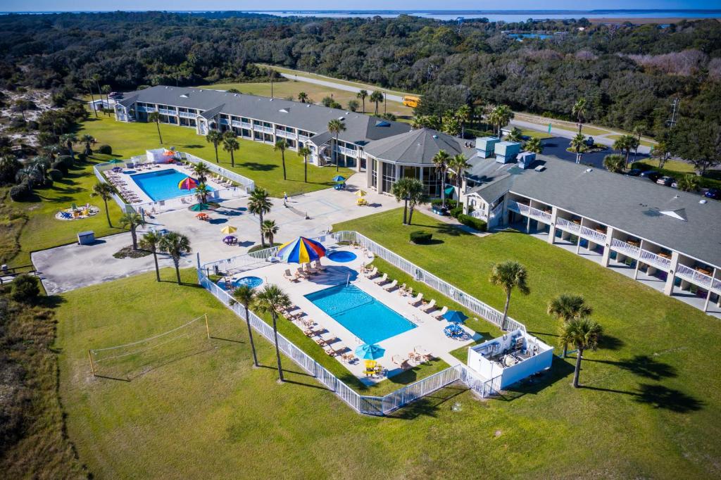 Days Inn & Suites by Wyndham Jekyll Island image
