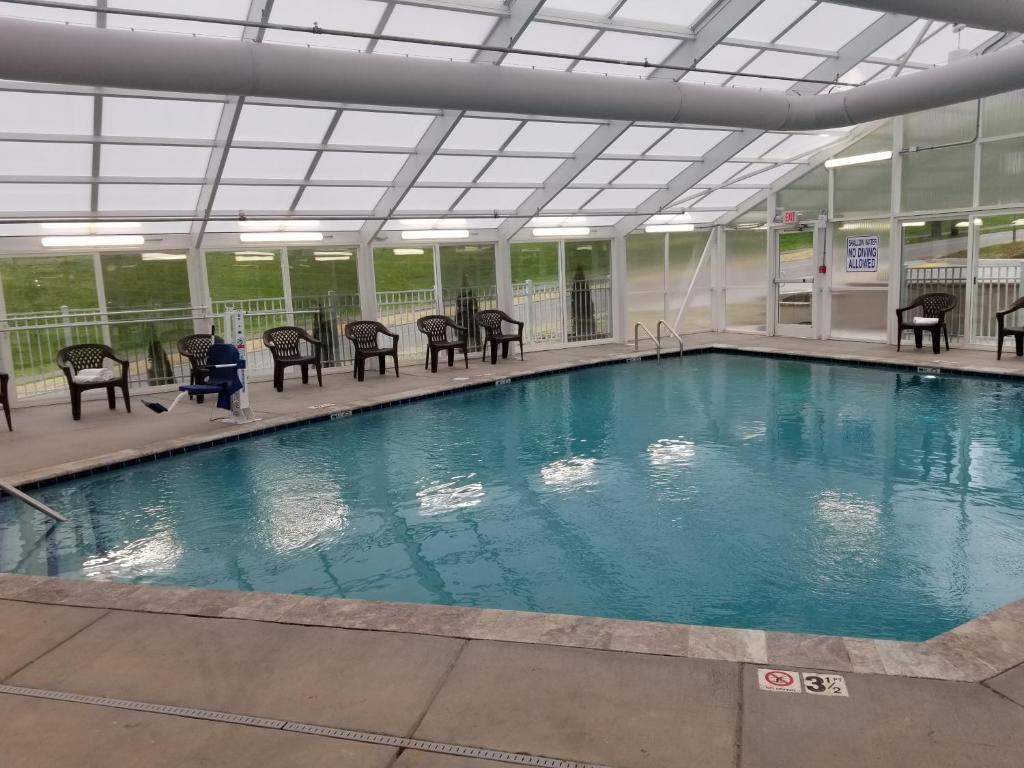 Vacation Lodge image