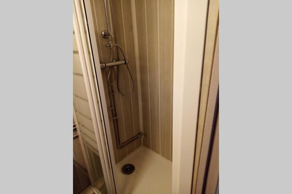 Nid douillet - Thumbnail image