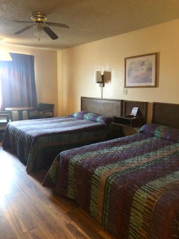 Luxury Inn image
