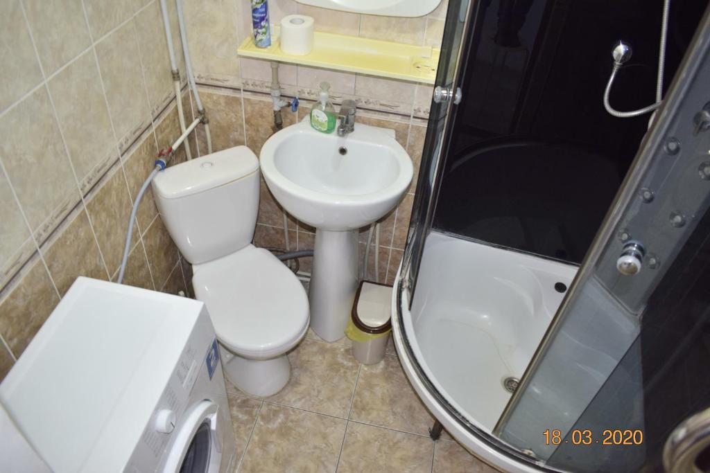 1 комнатные апартаменты на Ауэзова 236 photo 2