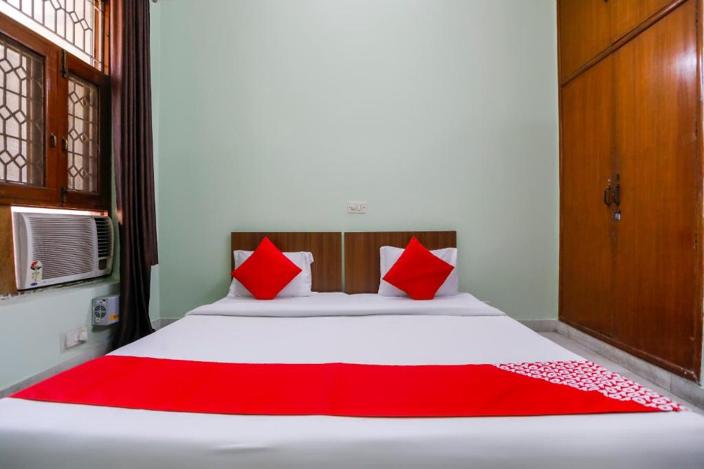 Трехместный (Классический трехместный номер), OYO 72287 Hotel Green View