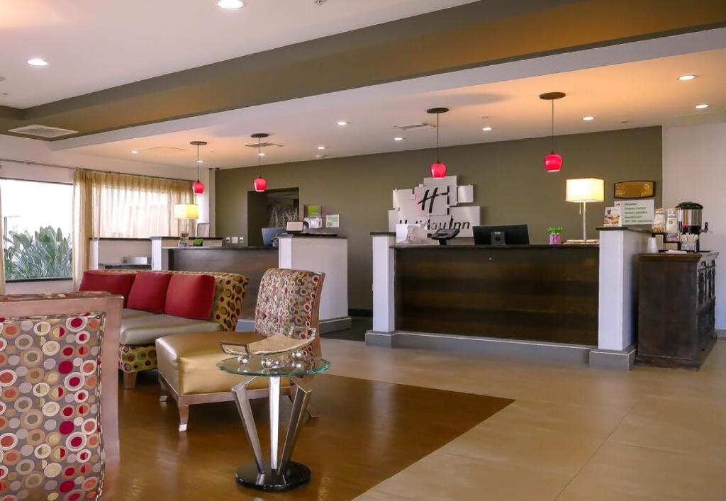 Holiday Inn Fort Myers - Downtown Area, an IHG Hotel image