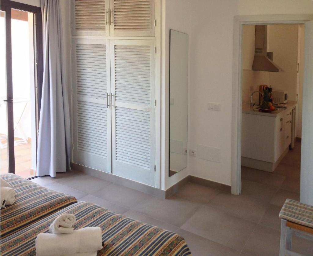 APARTAMENTS BLAU MAR photo 4