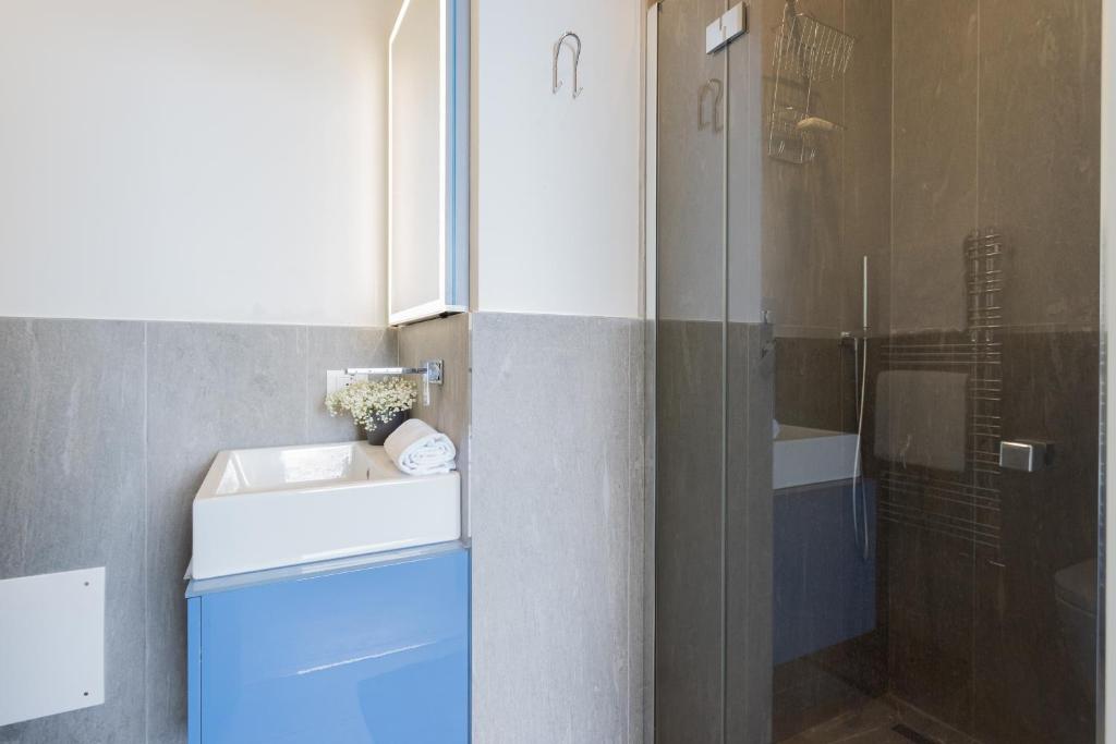Luna & Stella Apartments by Rent All Como photo 4