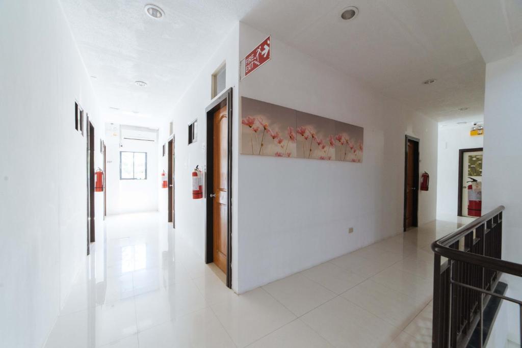 RedDoorz Plus near Dadiangas Heights photo 4