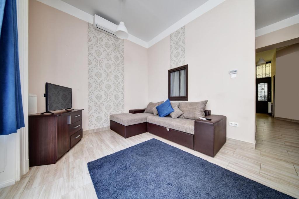 Сьюит (Улучшенные апартаменты с 2 спальнями, вид на город), Fashion Street Boutique Apartment