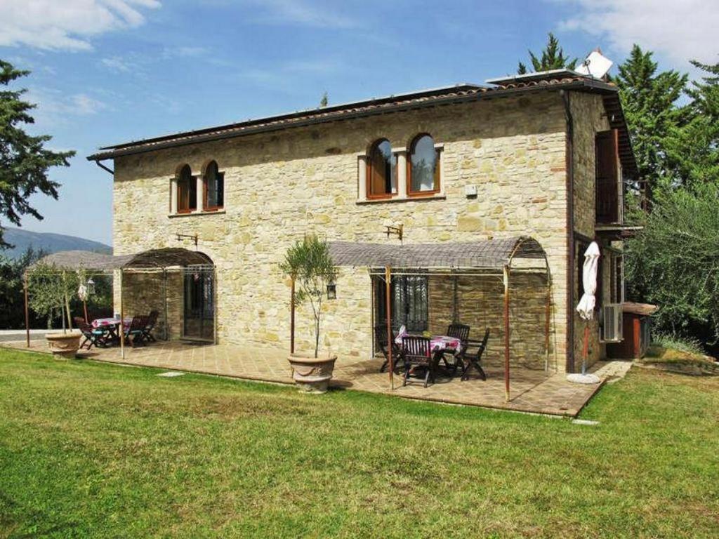 Podere Caldaruccio La Pineta for 18 people photo 1