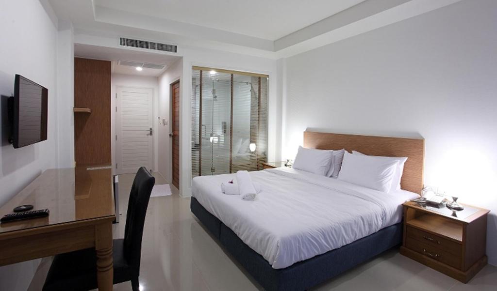 Двухместный (Двухместный номер Делюкс с 1 кроватью), Clear House Resort