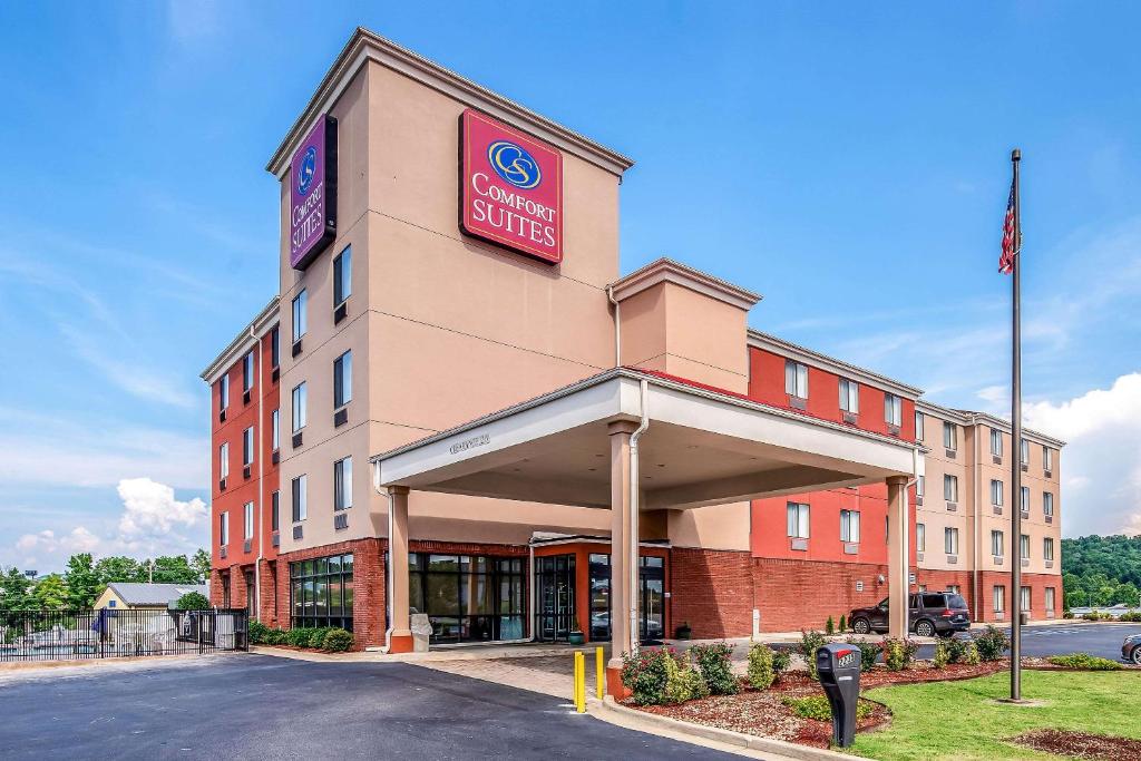 Comfort Suites Pelham Hoover I-65 image