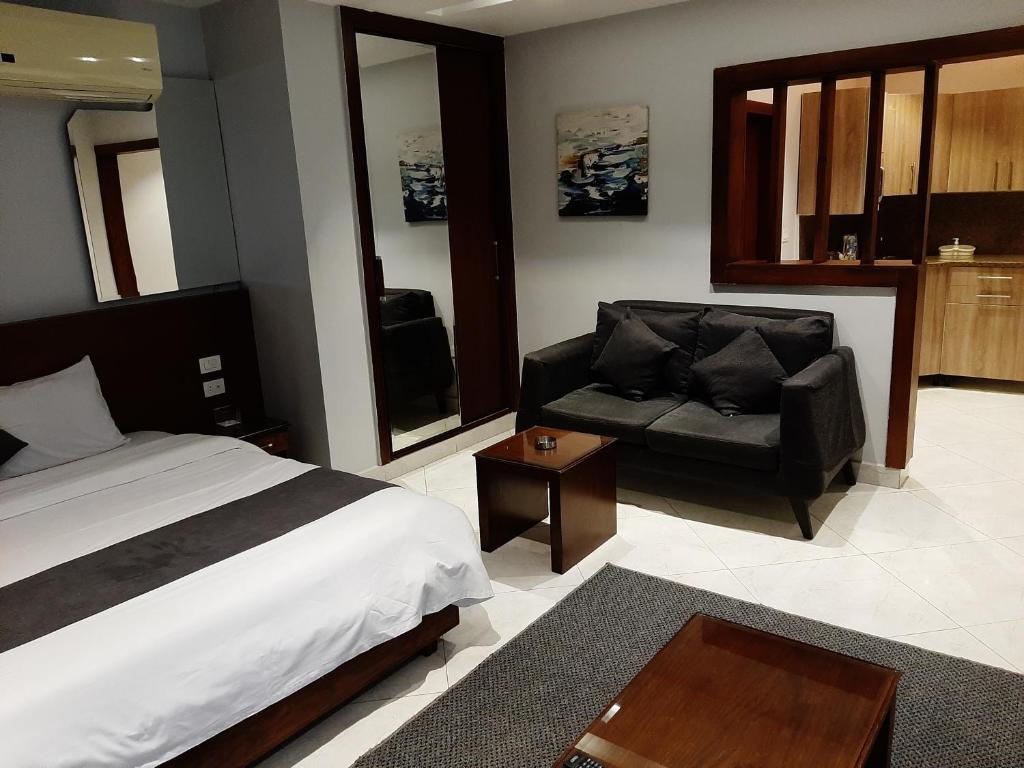 Студио (Номер-студио с кроватью размера «king-size»), Nakhil Residence