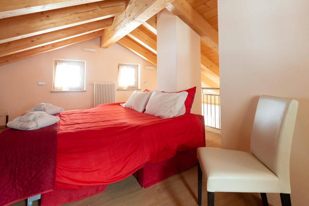 Hotel Meublè Adler - Rooms & Mountain Apartments - Tap to explore photos
