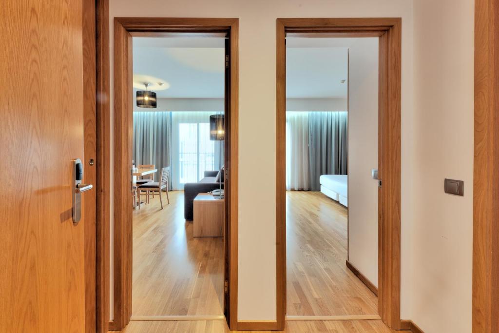 Апартаменты (Апартаменты), Lux Fatima Park - Hotel, Suites & Residence