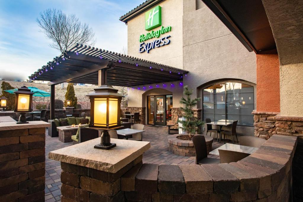 Holiday Inn Express Prescott, an IHG Hotel image