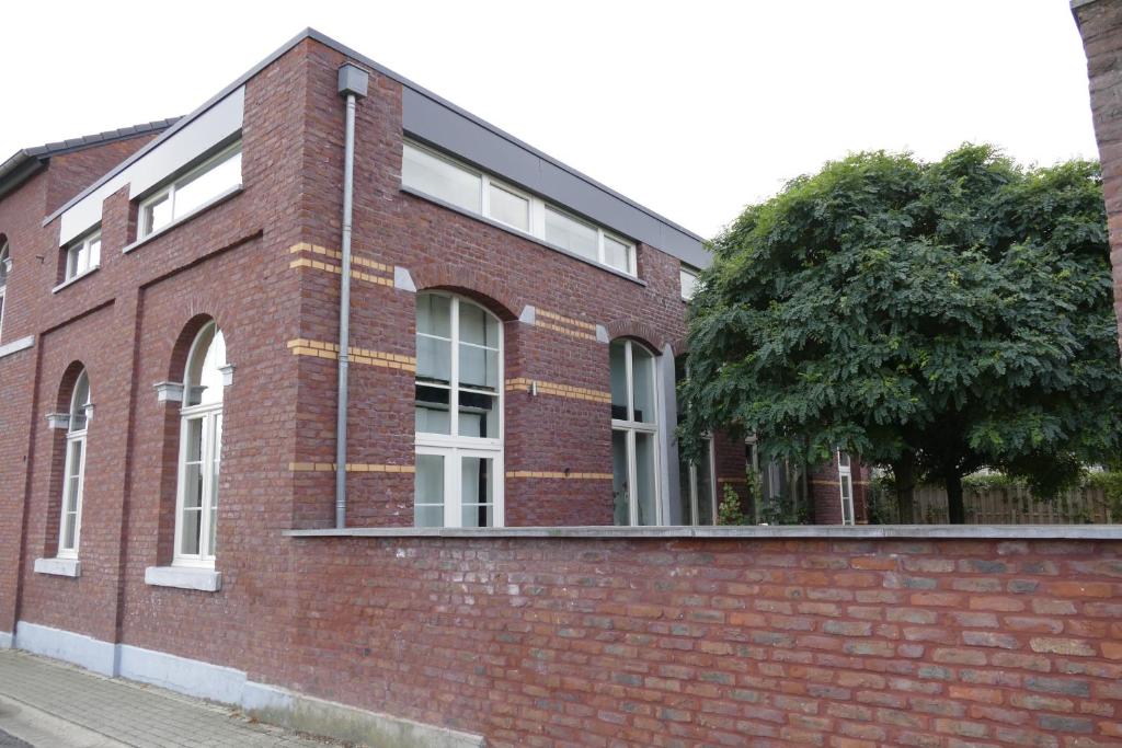 De Oude School 4 pers app photo 1