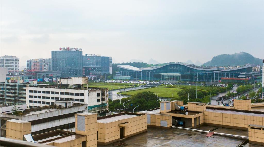 Lavande Hotel Guilin Convention and Exhibition Center photo 3