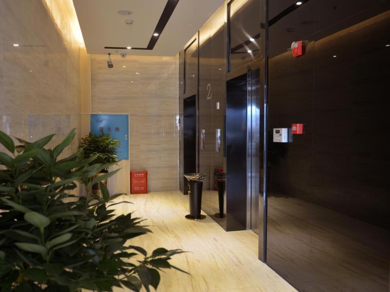 Lavande Hotel Zhangjiajie Tianmenshan Dayongfucheng photo 3