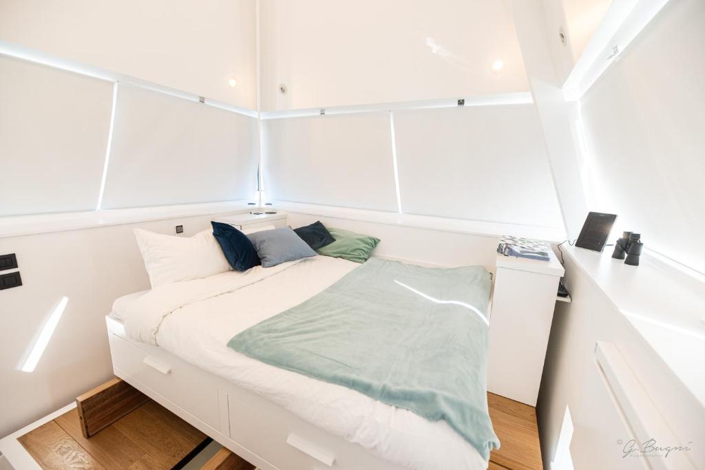 Logement insolite La tour de Larbuisson photo 1