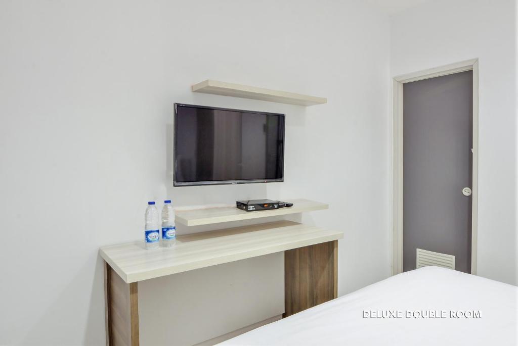 Двухместный (Двухместный номер Делюкс с 1 кроватью), ZEN Rooms Mangga Besar Raya