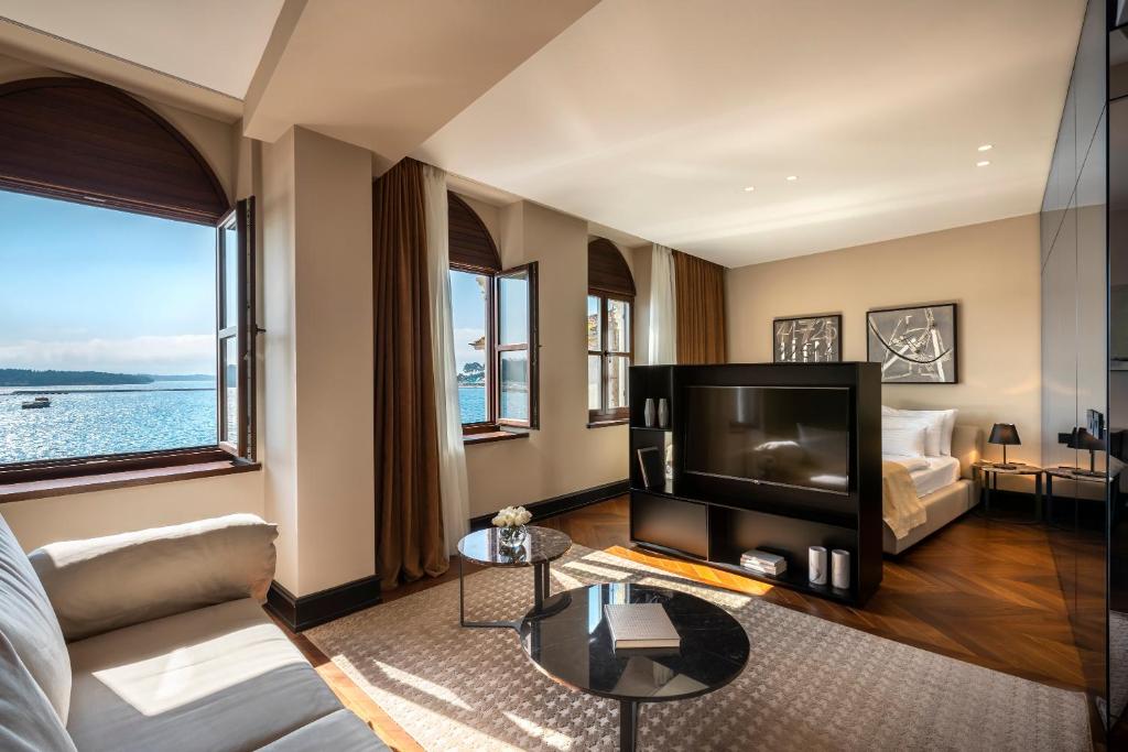 Valamar Riviera Hotel & Residence photo 2