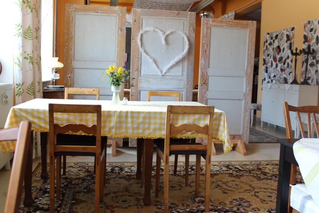 Gamla Brukshandeln Bed&Breakfast photo 4