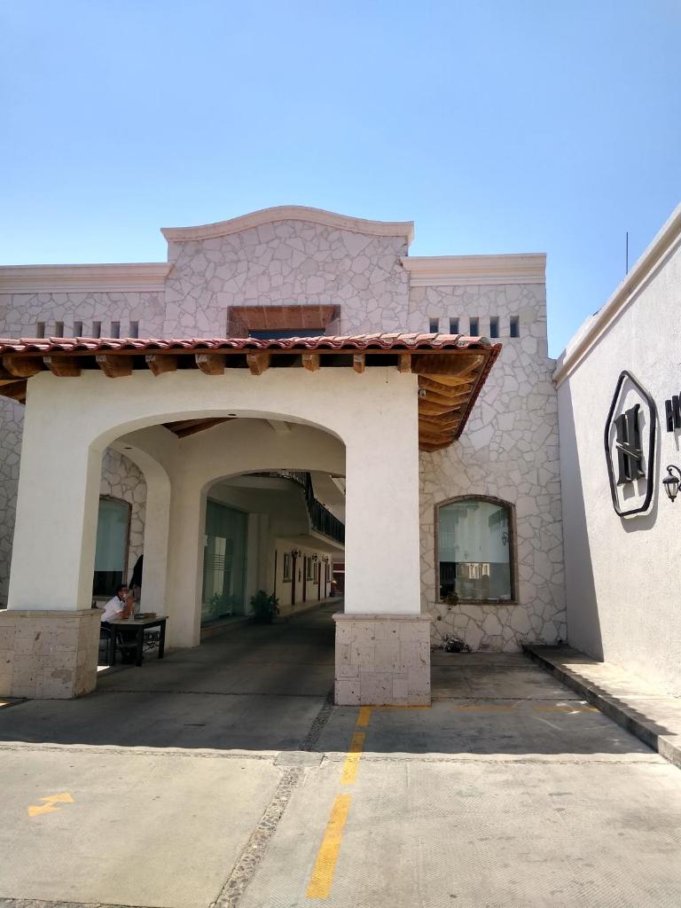 Hotel Hacienda photo 1