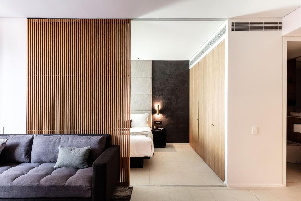 SKYE Suites Sydney photo 2