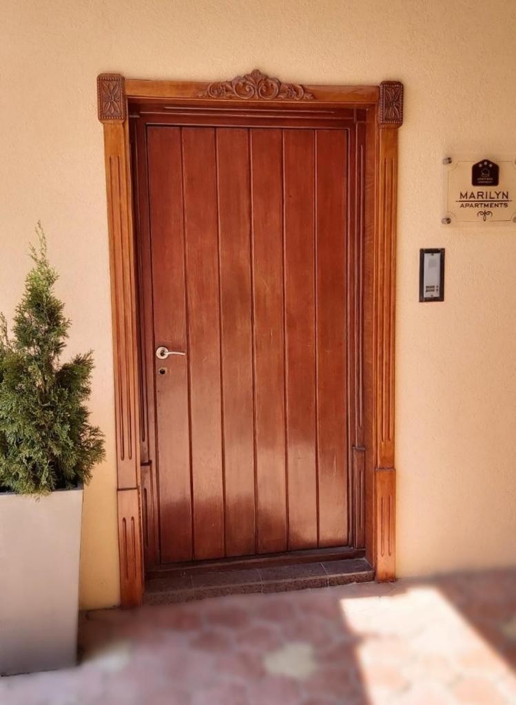 Marilyn Apartments photo 4