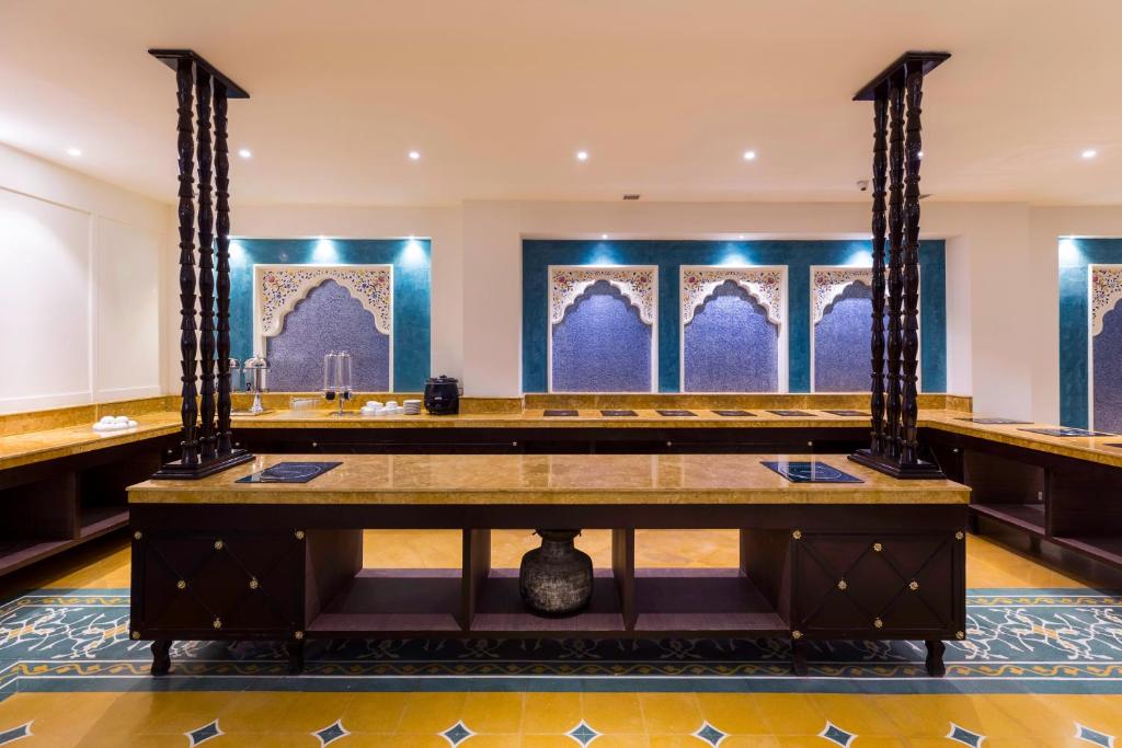 Sairafort Sarovar Portico photo 3