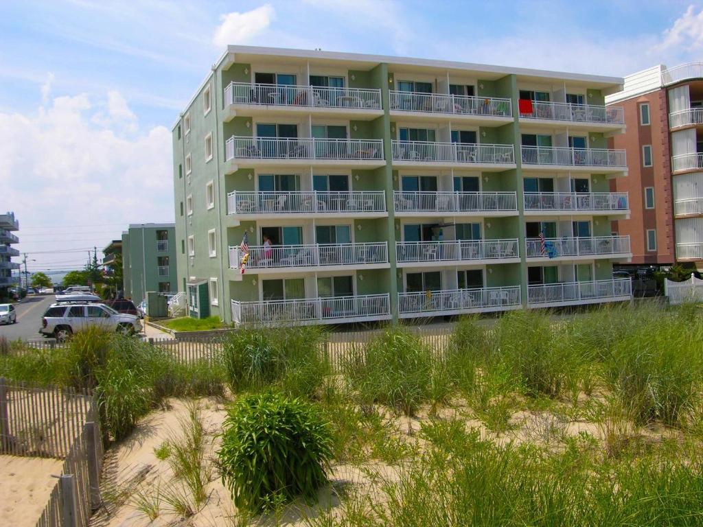 Worcester House 302