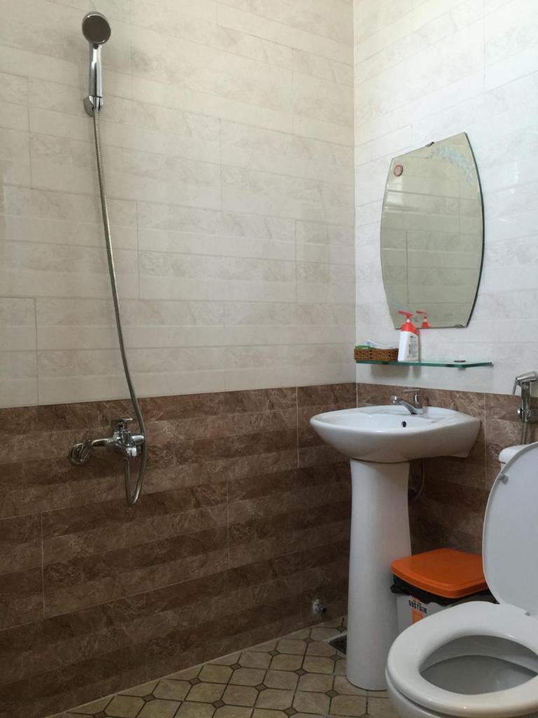 Ngan Giang Guesthouse