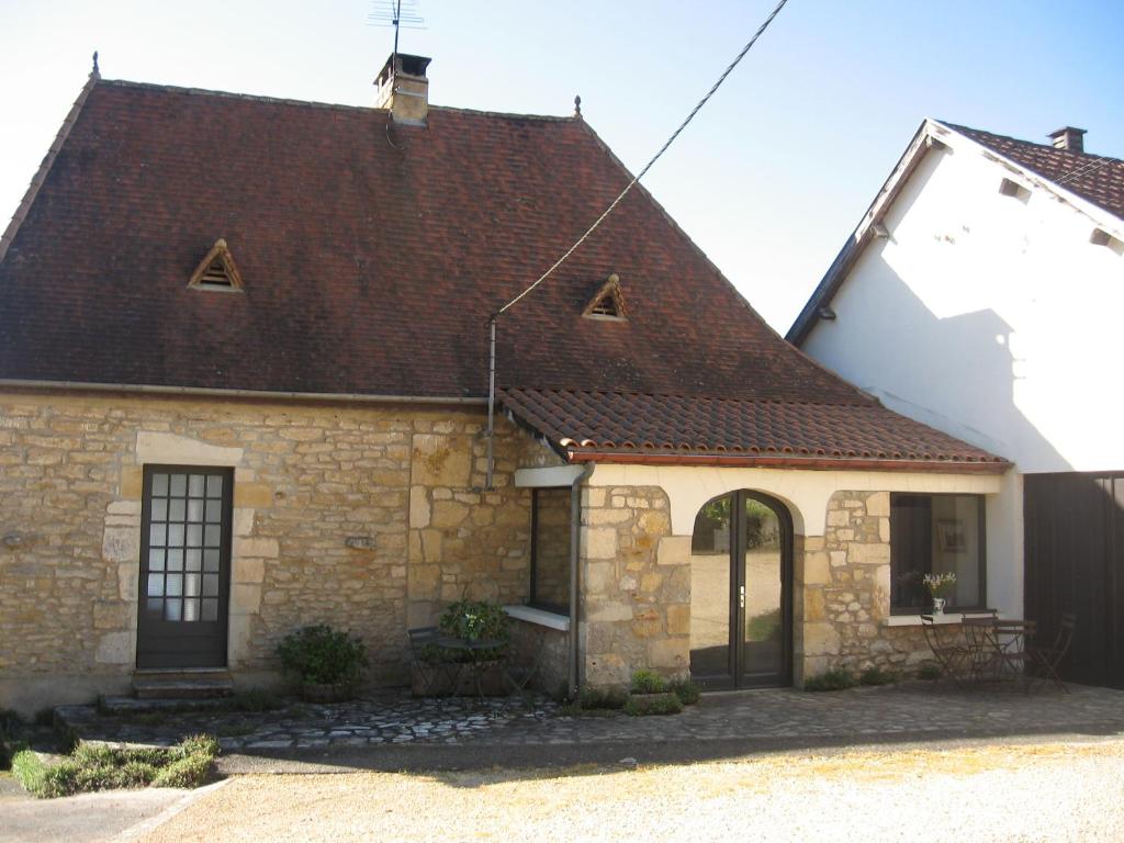 MAISON DE FAMILLE photo 2