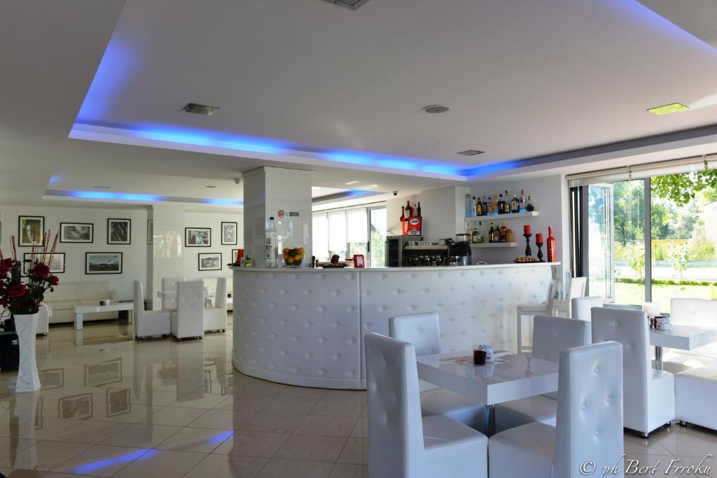Hotel Bora Bora velipoja photo 2