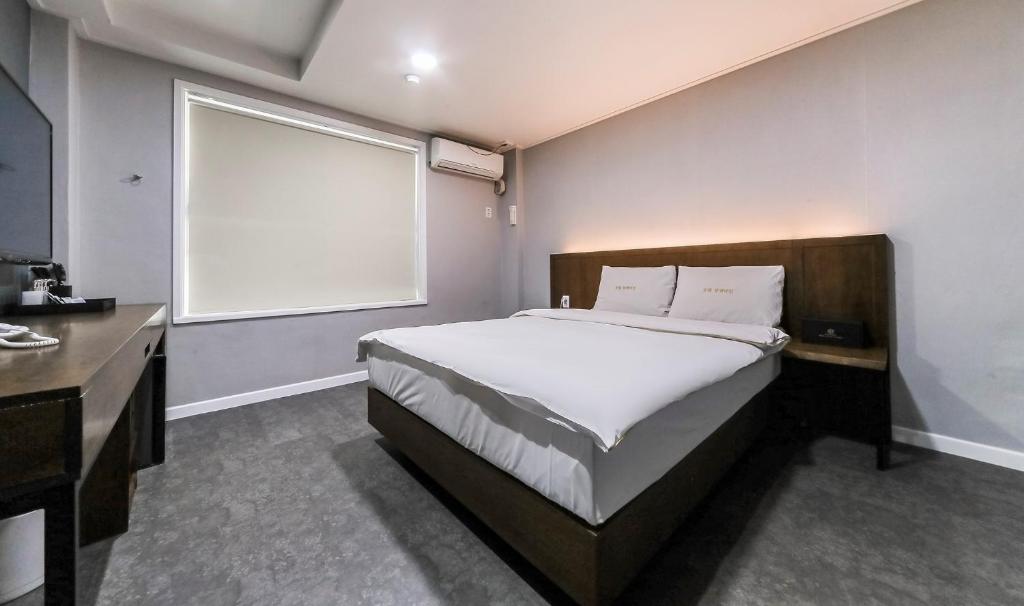 Hotel Valentine Gyeongju photo 1