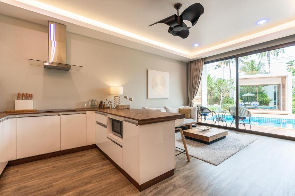 Zee Luxury Boutique Hotel photo 1