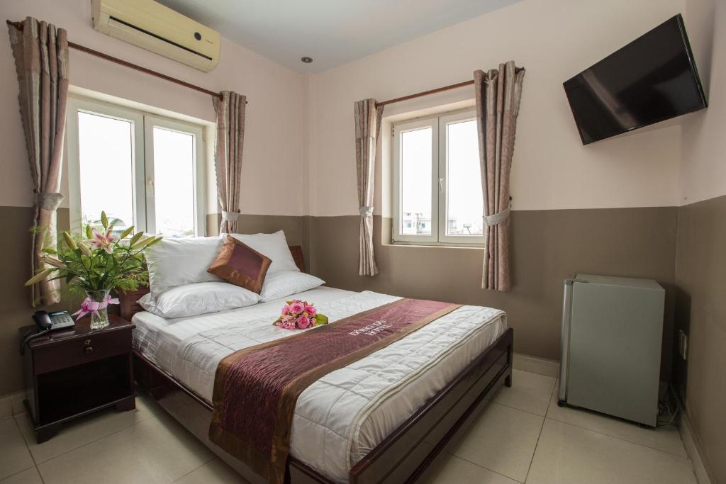 Двухместный (Улучшенный двухместный номер с 1 кроватью), Đông Đô Hotel Mã Lò