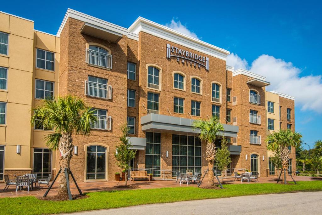 Staybridge Suites Charleston - Mount Pleasant, an IHG Hotel image