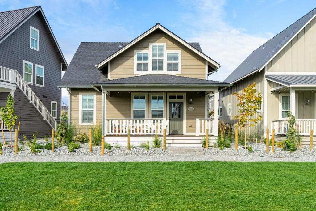 The Lakehouse #97 image