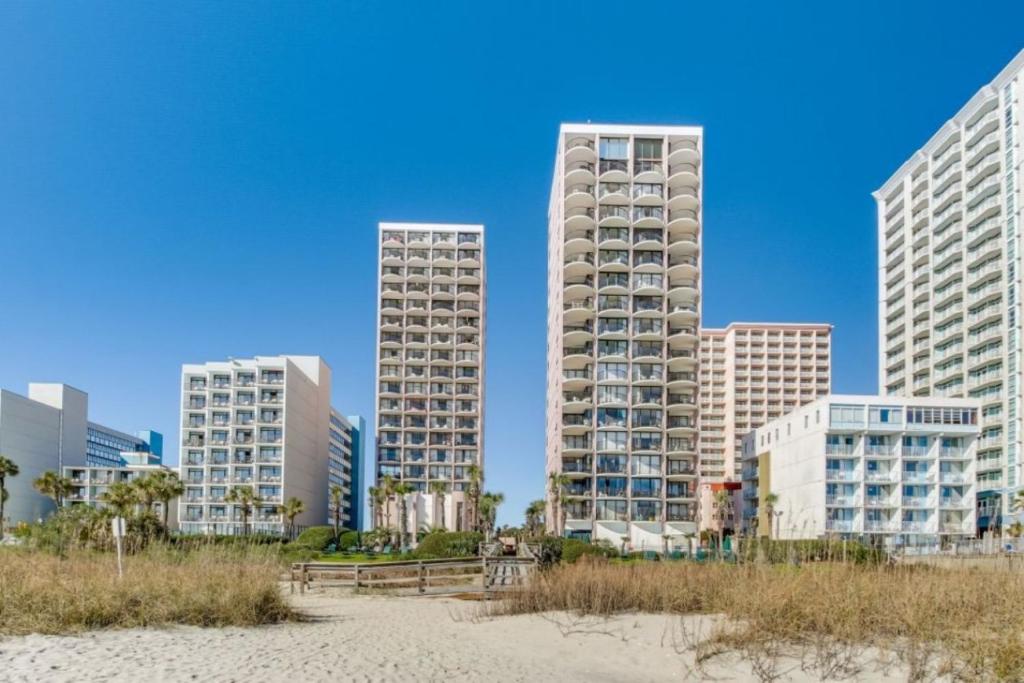 Suites at the Beach photo 2